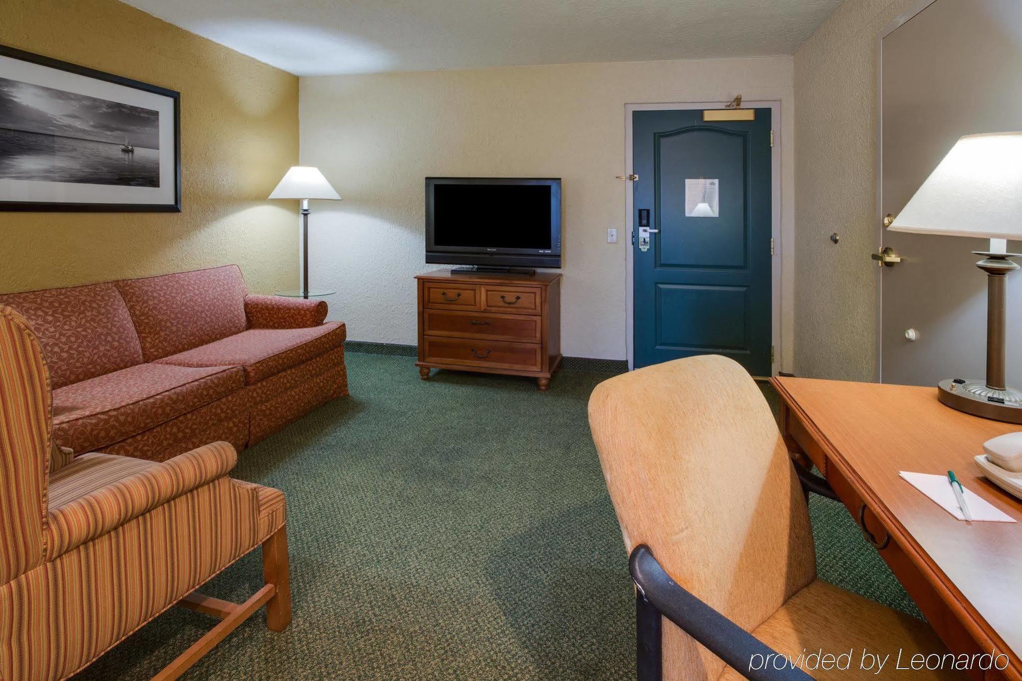 Surestay Plus Hotel By Best Western Vero Beach Esterno foto